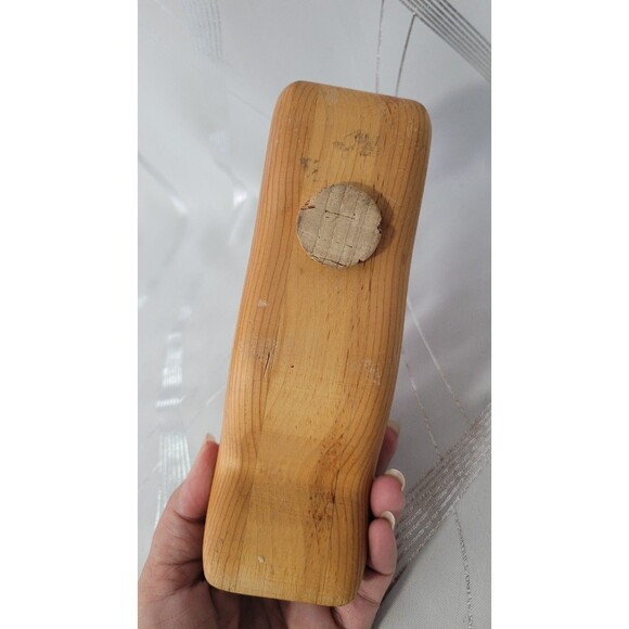 Vintage Wood Hand Carved Solid Wood Whale Piggy Bank! Original Cork! - Picture 6 of 9